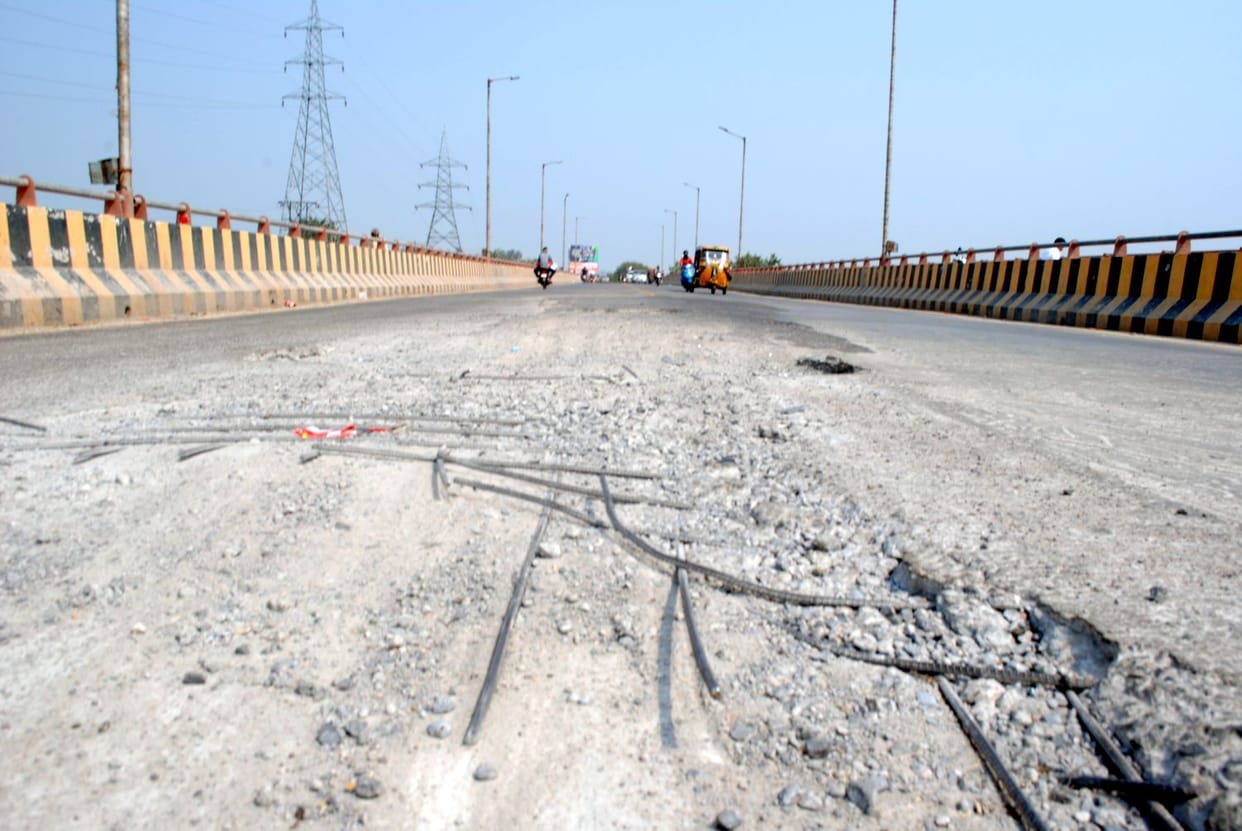 8crores bridge in bad condition