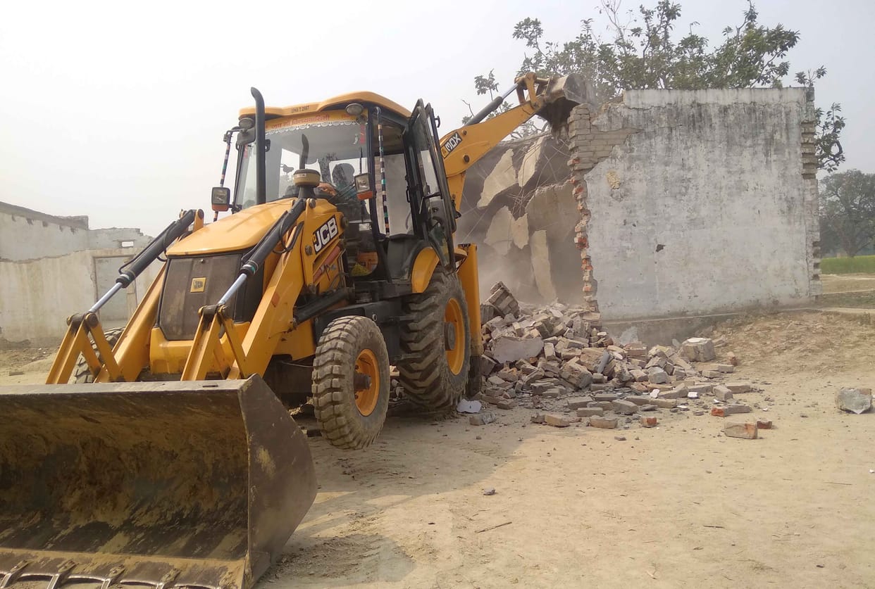 Demolition of school built on pasture land