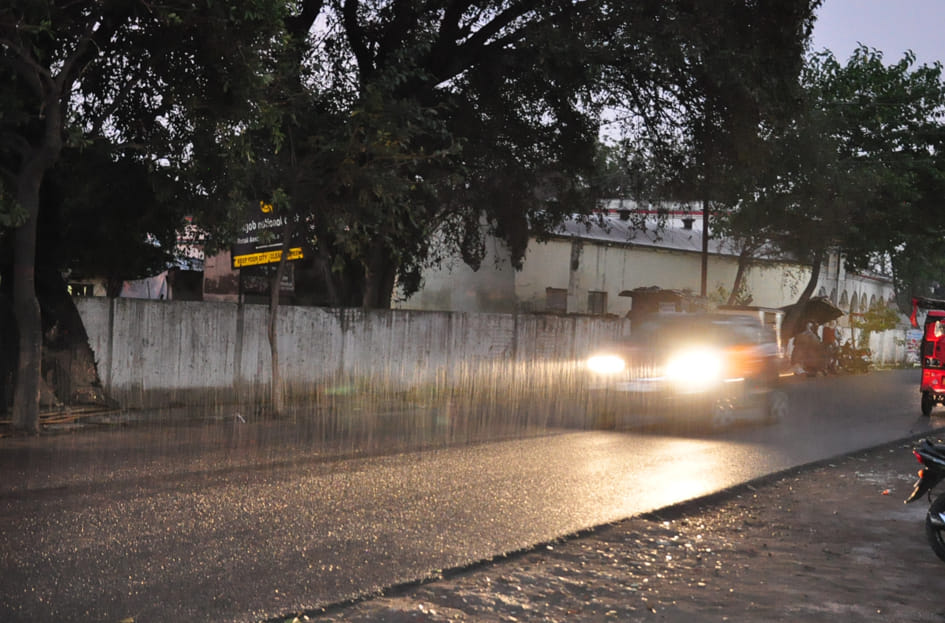 Suddenly the weather changed and it rained heavily