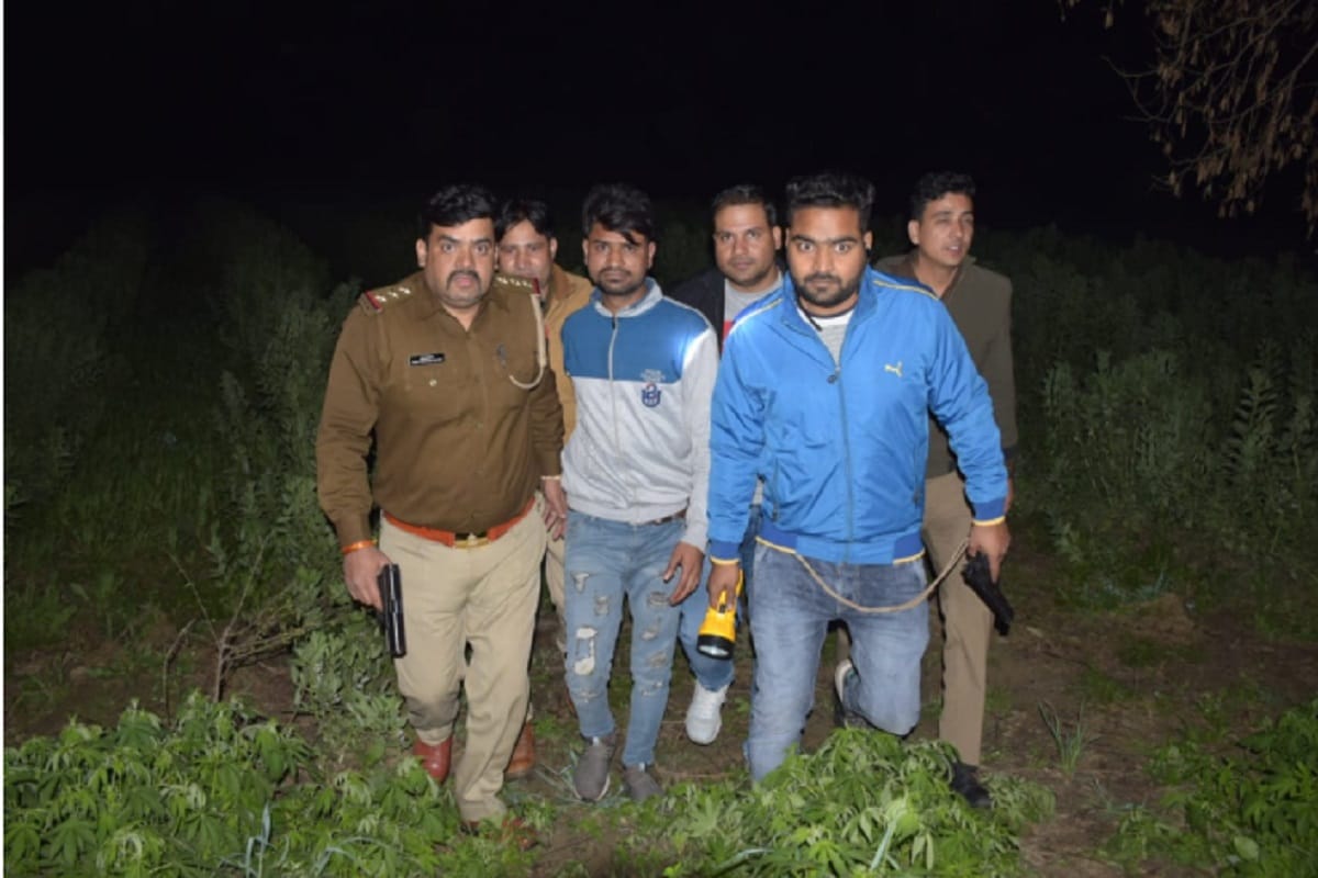 Police has arrested three go smuggler in encounter at Baghpat city