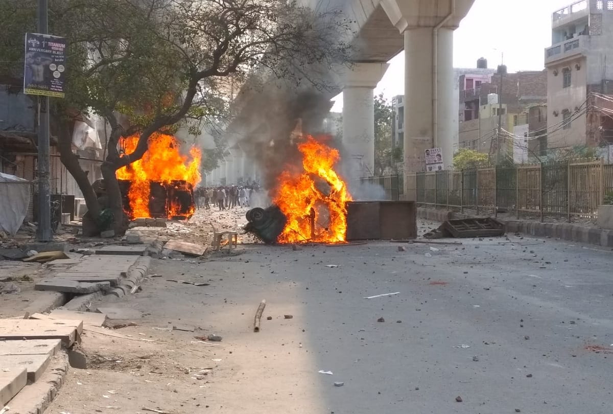 Court granted bail to two accused due to lack of identification in CCTV footage in delhi Jafrabad riot case