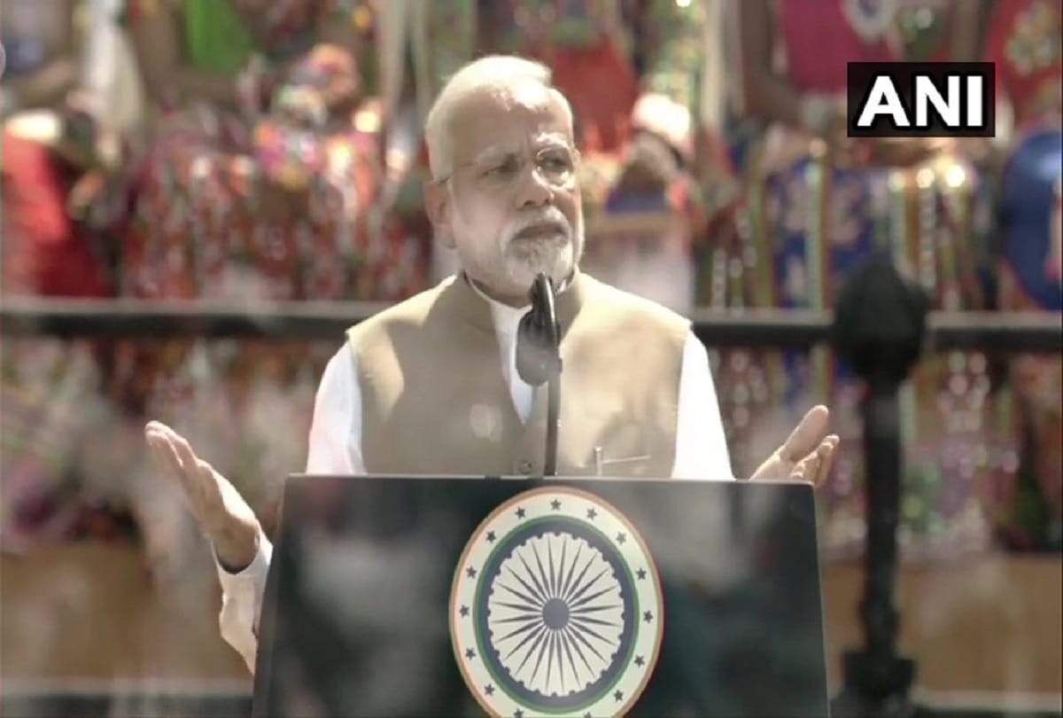 PM Narendra Modi Tweets, thinking of giving up all social media account