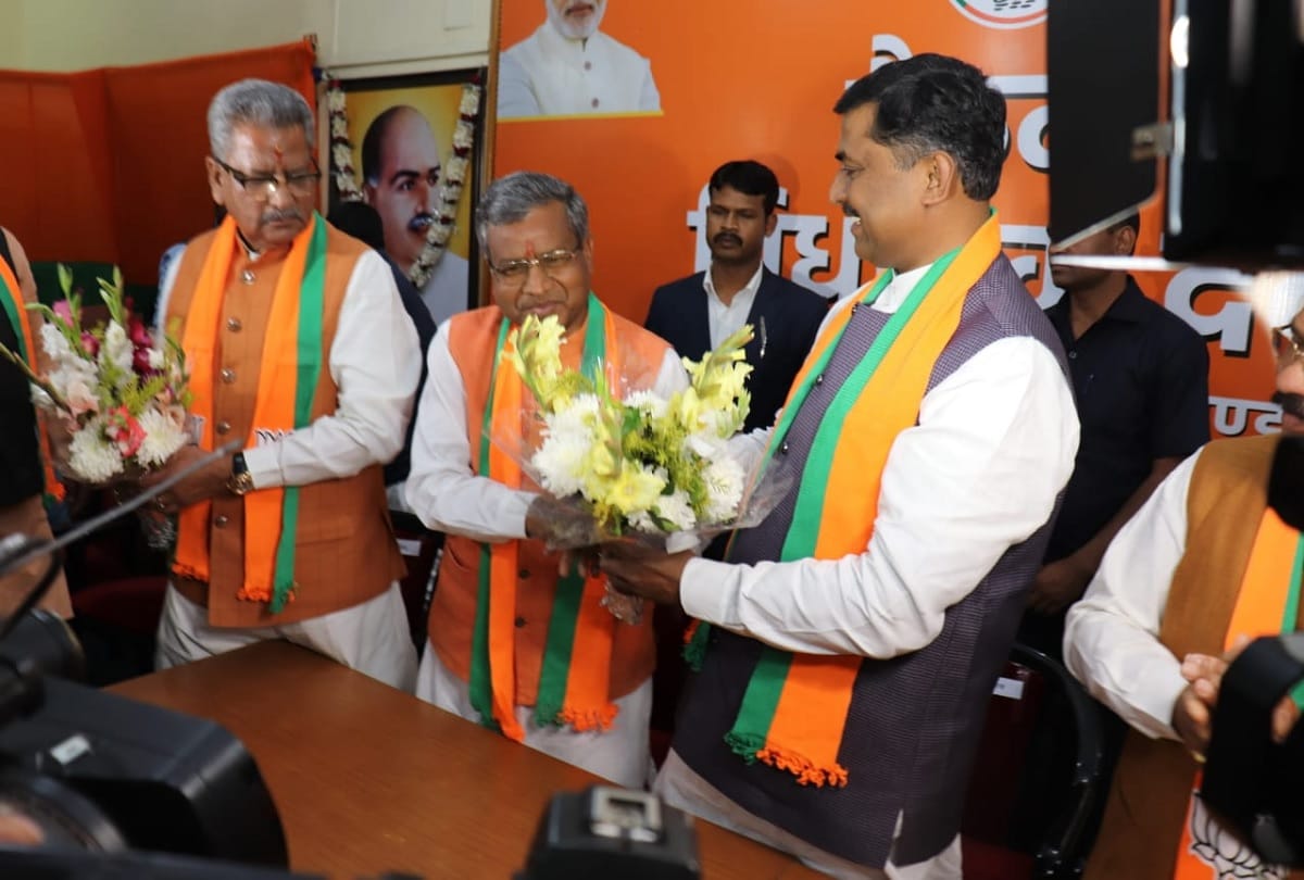 Jharkhand: Babulal Marandi elected leader of BJP Legislature Party, become leader of opposition
