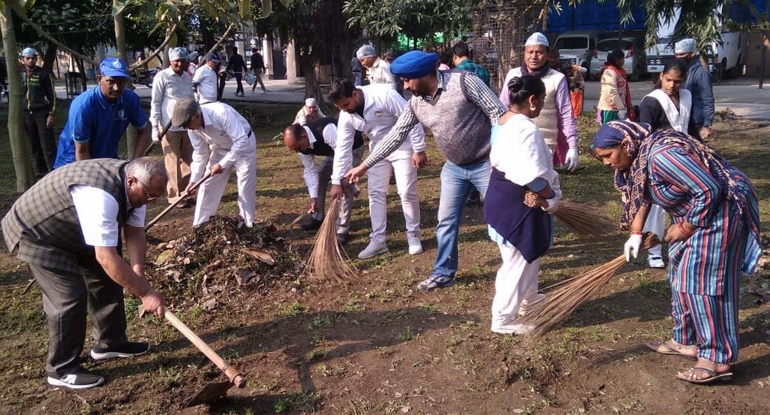 Cleaniness Drive of Nirankari Mission