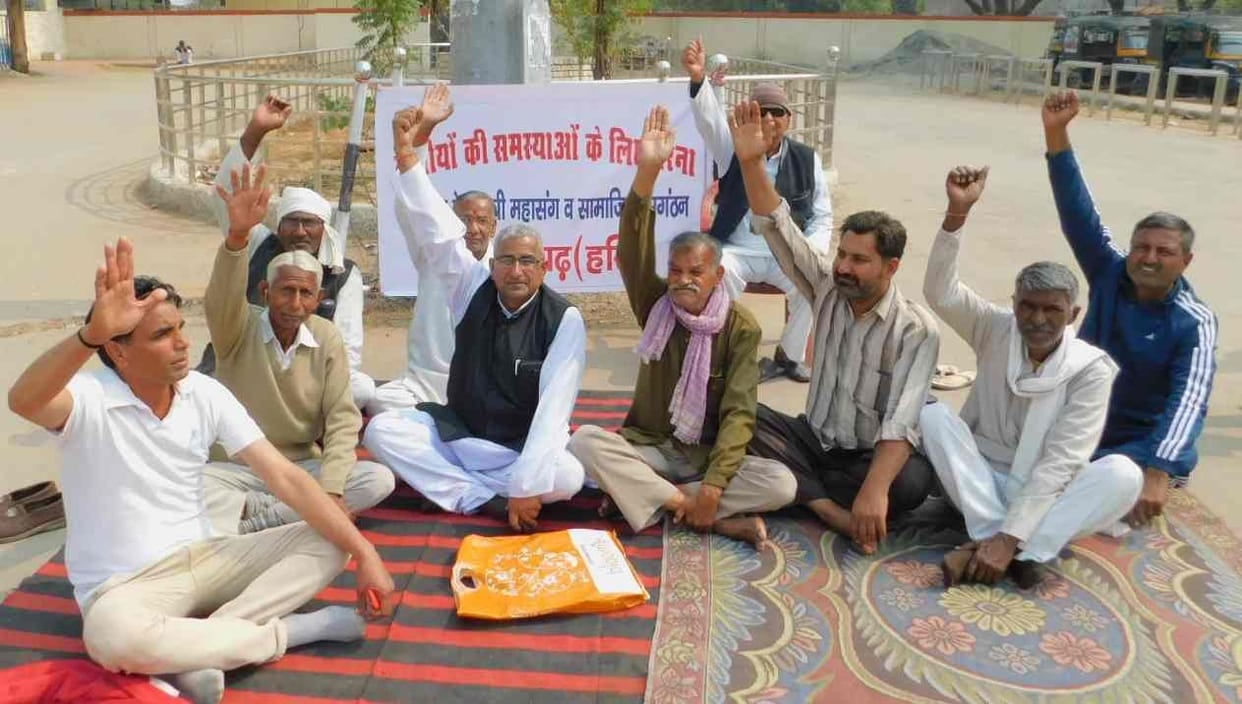 Agitation for Train Stop