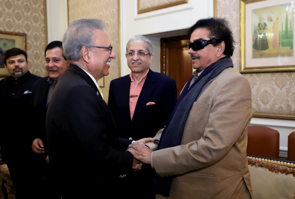 Shatrughan Sinha dined To Support Pakistani President Arif Alvi Concerns Over Kashmir