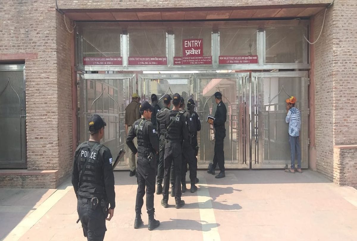 Donald Trump India Visit Taj Mahal closed for tourists