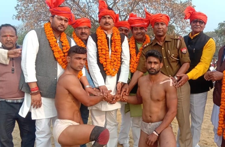 A thrilling battle between Shakinur and Bhima Pahalwal of Meerut