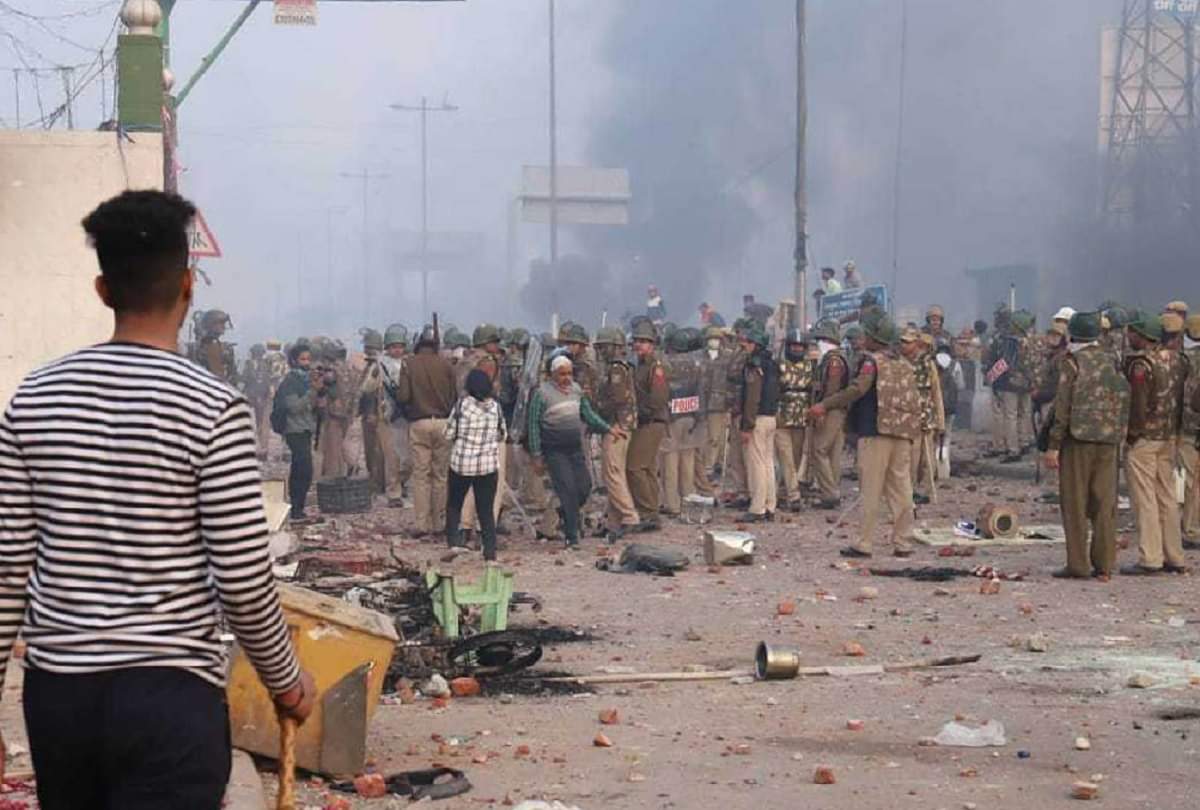 delhi violence Big revealing CCTVs were broken before attacked