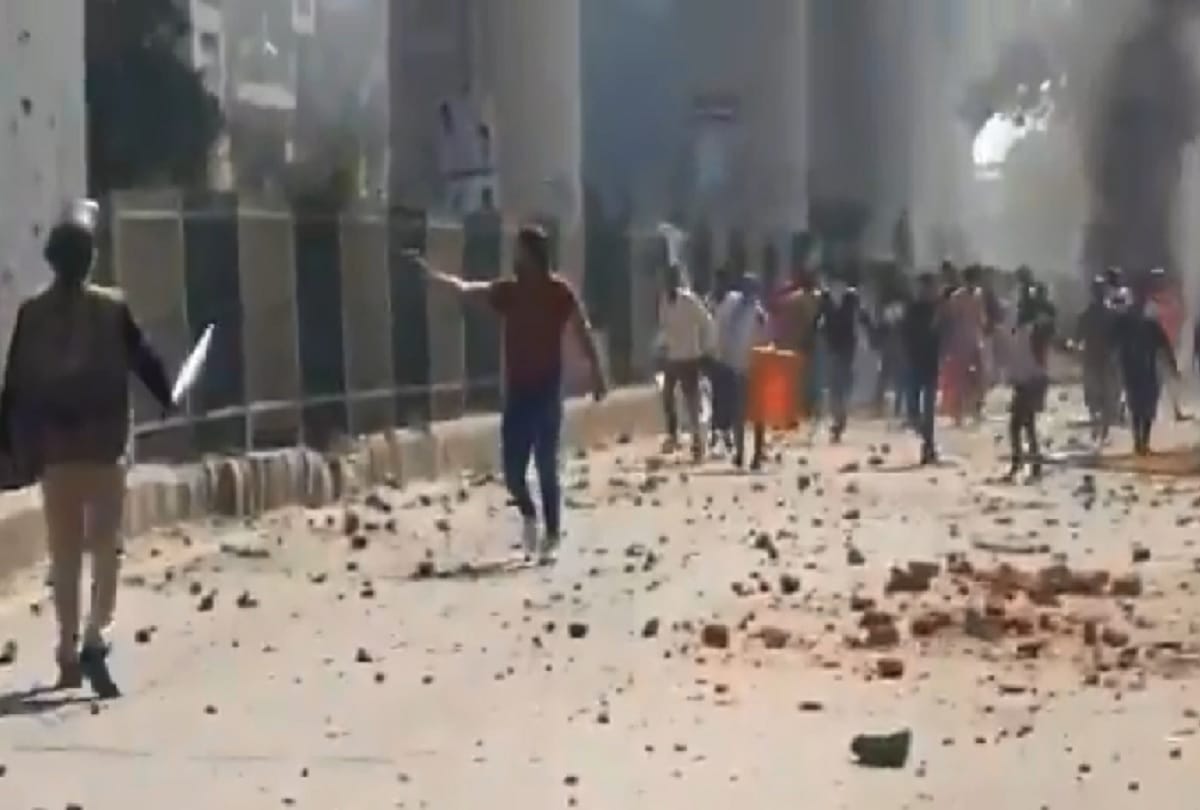In Maujpur miscreants ransacked people houses and vandalized