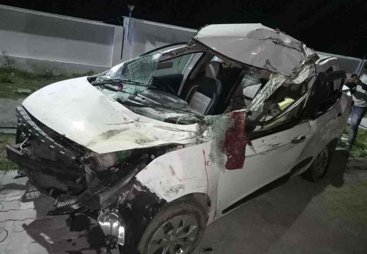 one died and two injured in car accident