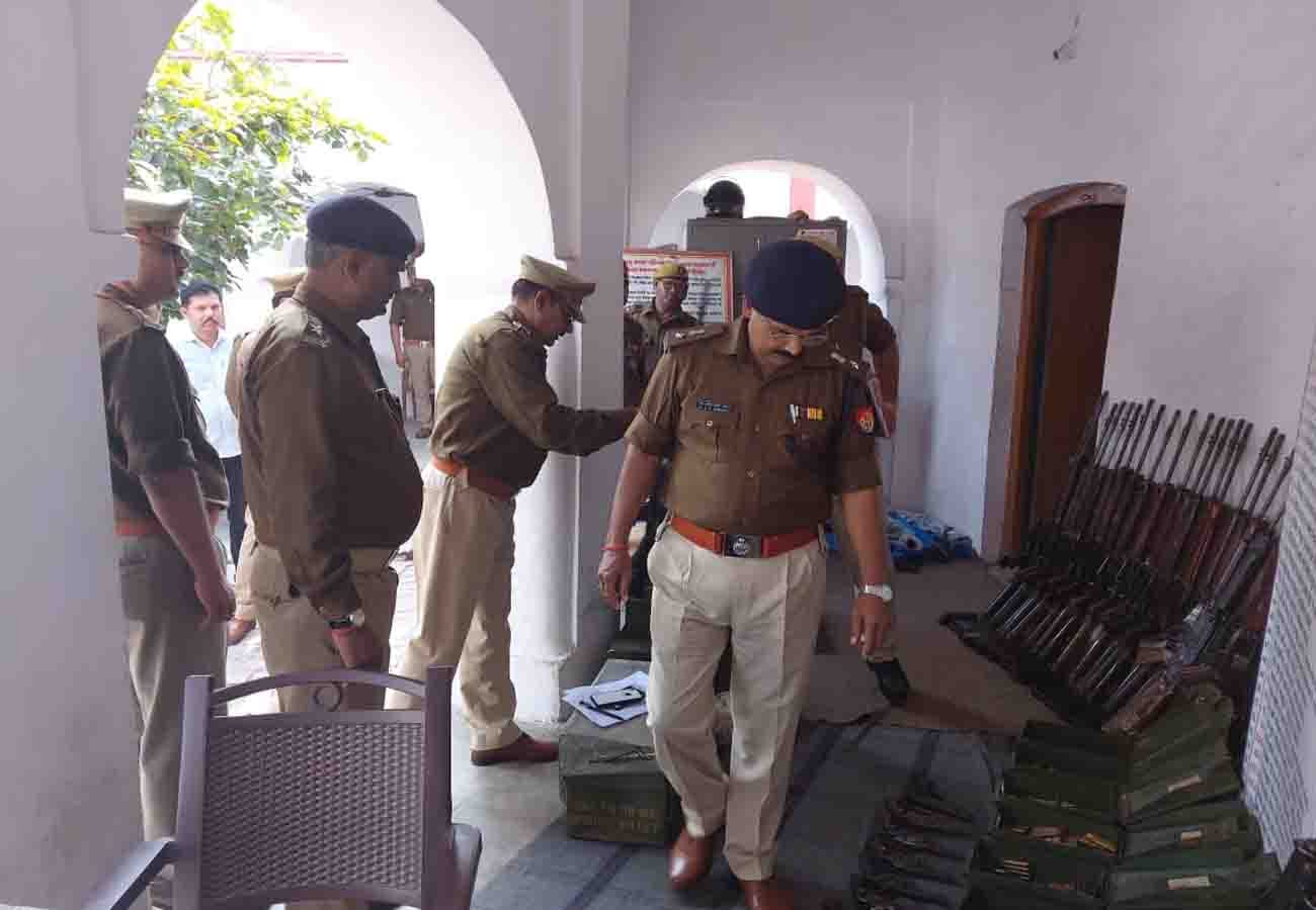 the rats drank liquor in kotwali store in farrukhabad
