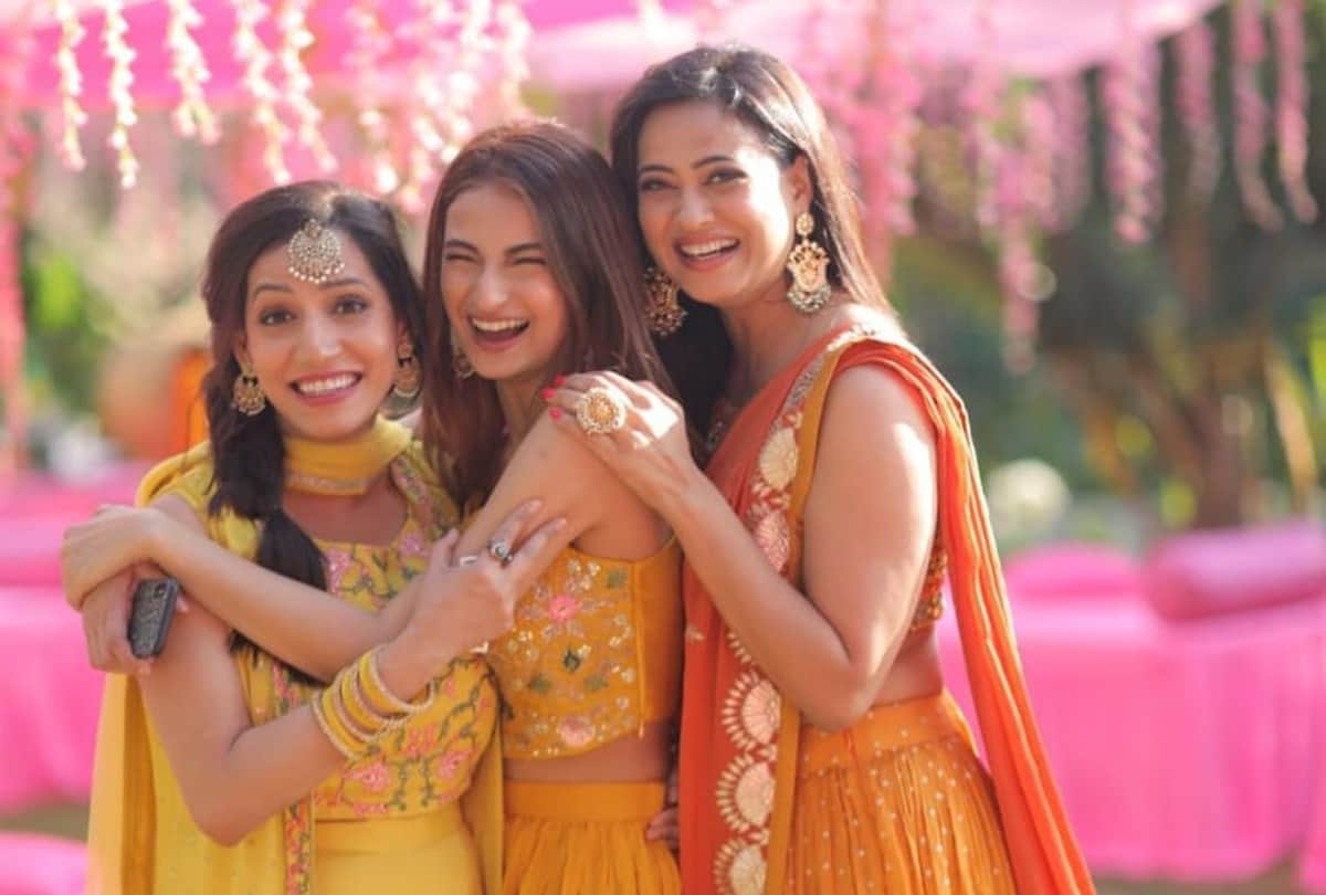 shweta tiwari brother nidhaan tiwari haldi ceremony pictures with palak tiwari