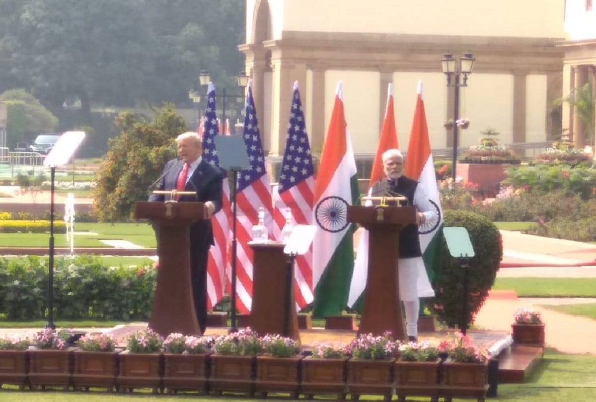 Donald Trump India Visit Live Updates News In Hindi pm modi, rajghat, rashtrapati bhavan