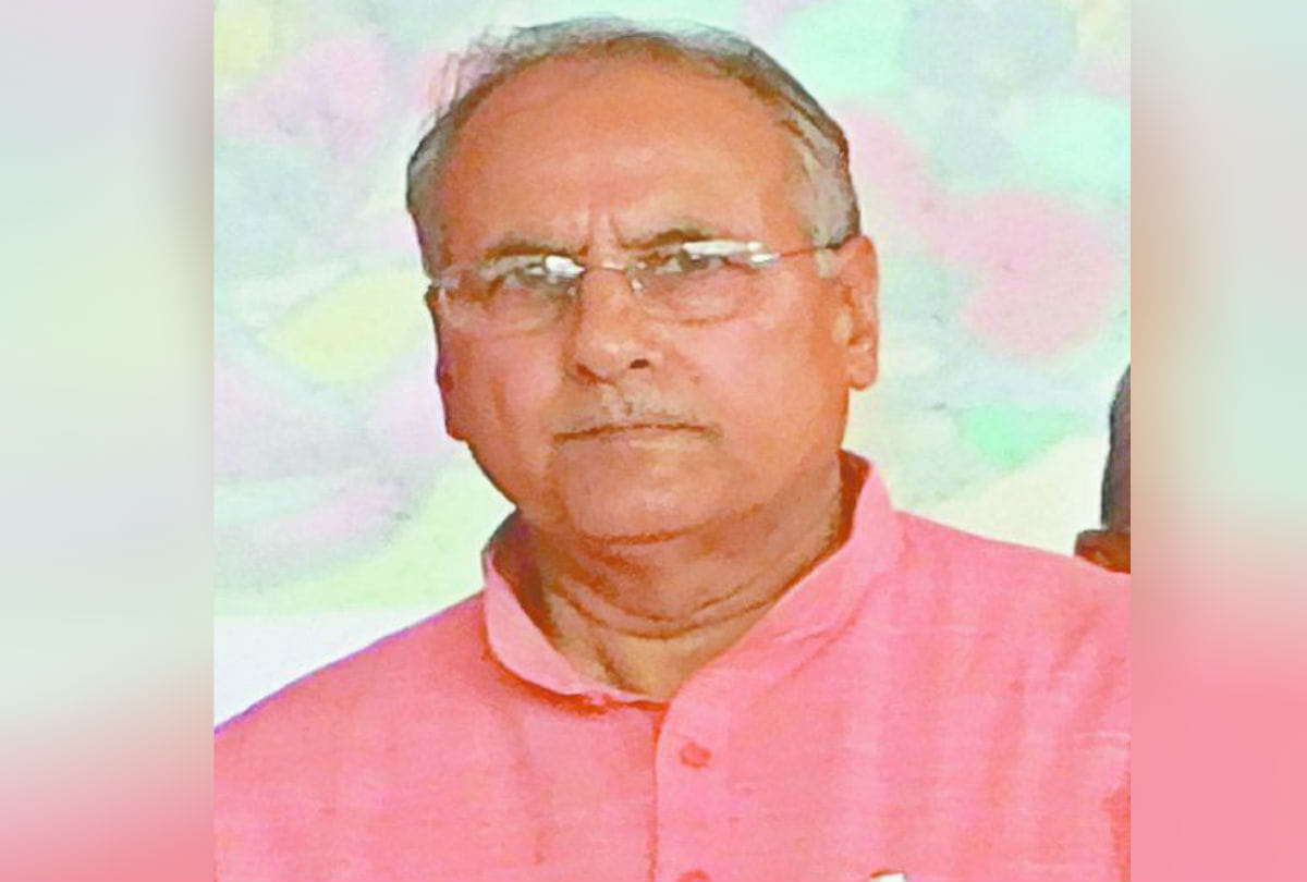 Threat Phone Call Audio Goes Viral Of Up Goverment Excise Minister Ramnaresh Agnihotri