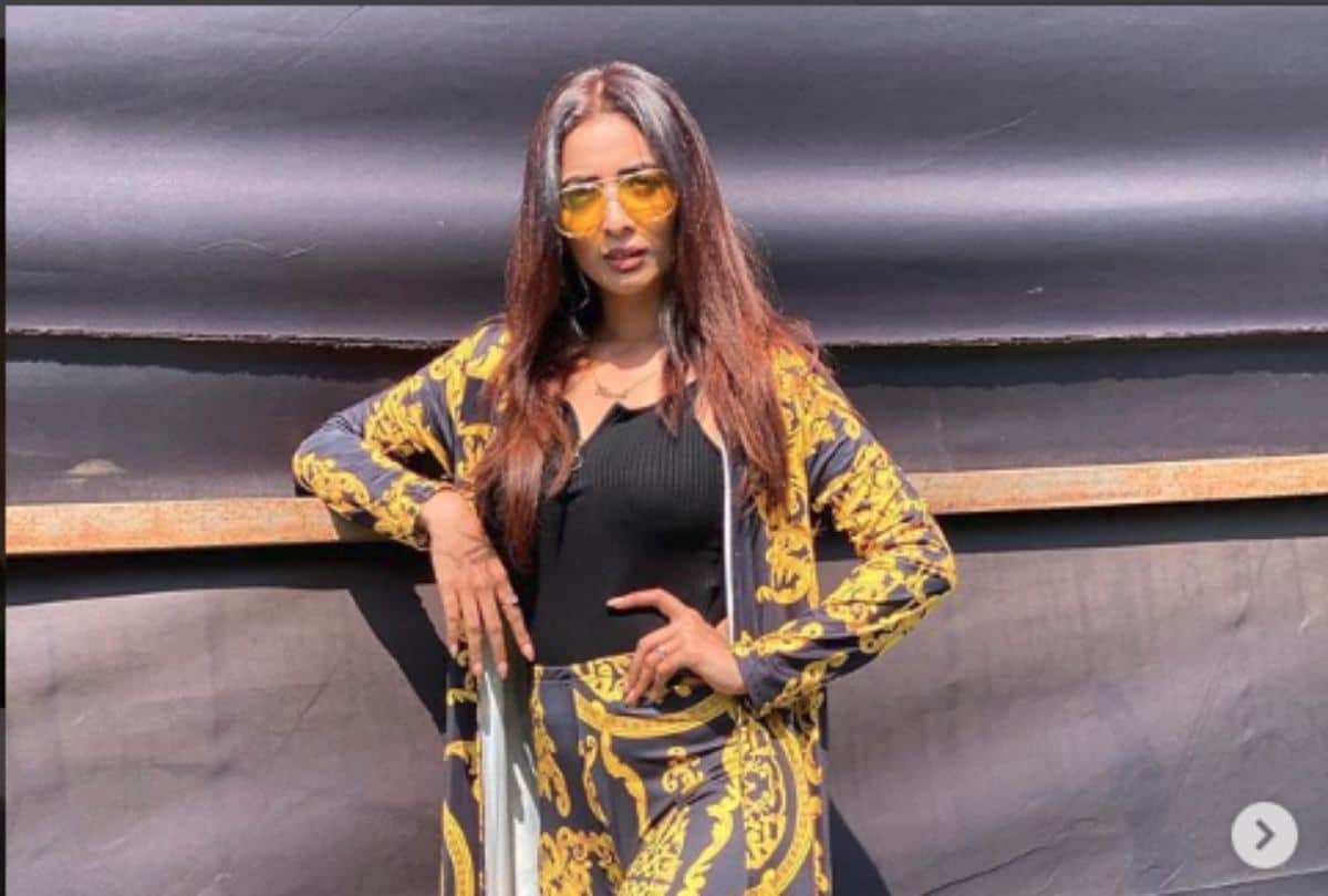 heena panchal look a like of actress malaika arora see the photos