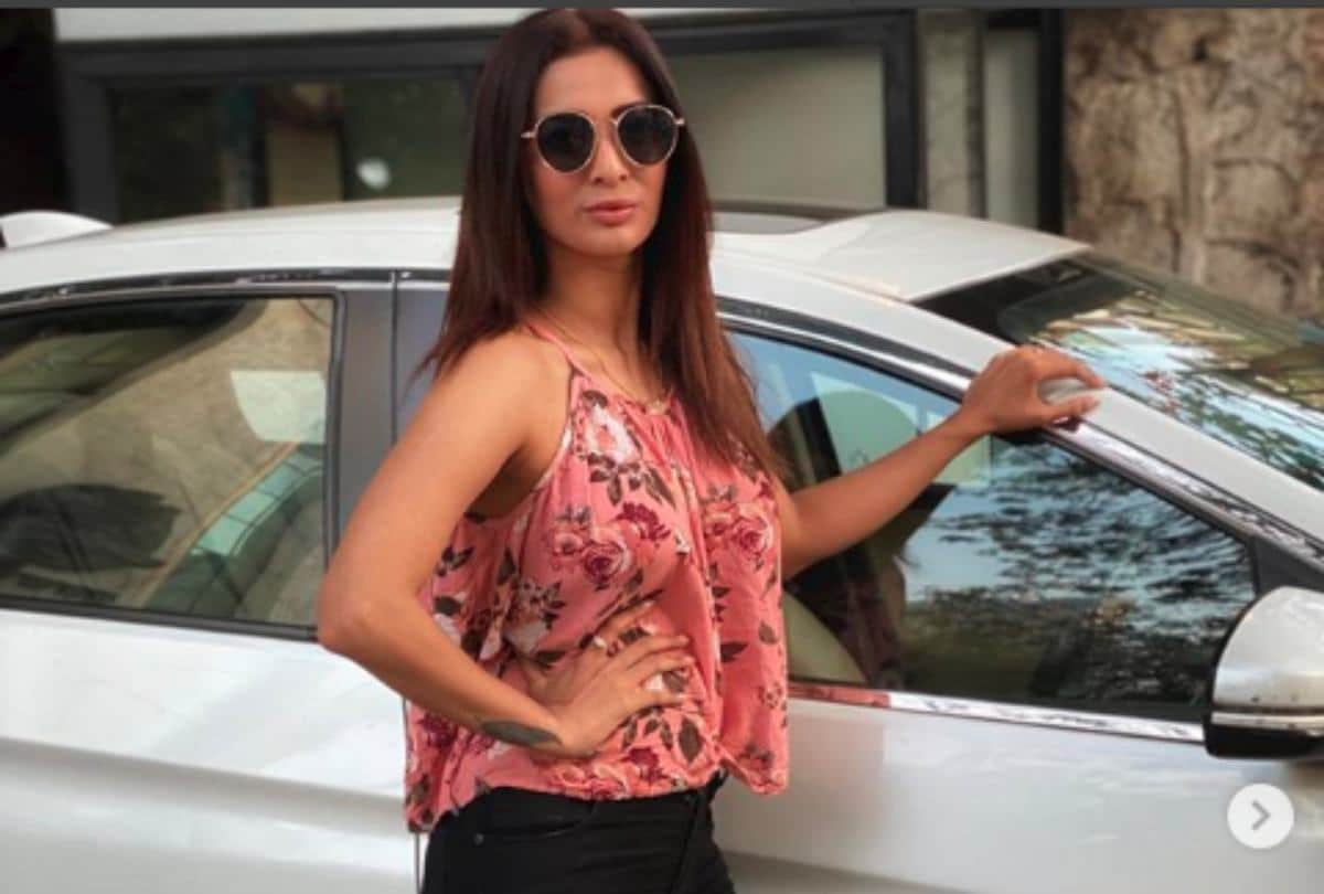heena panchal look a like of actress malaika arora see the photos