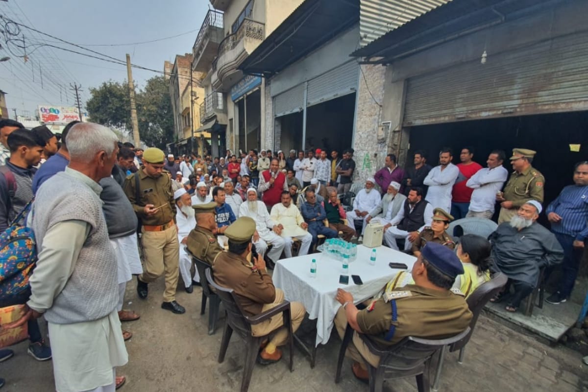 High alert in Meerut after Delhi  violence, RAF and PAC deployed in many areas