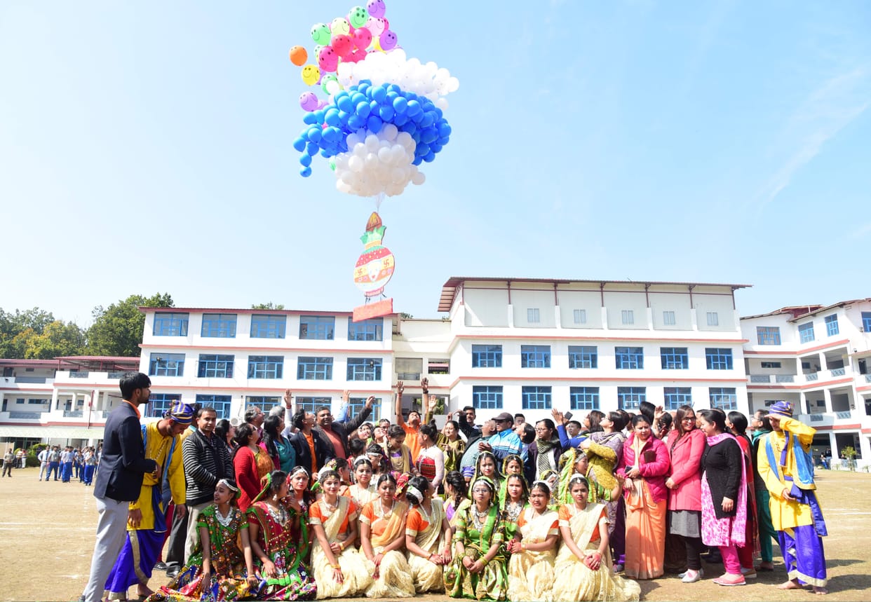 Colorful debut of creation-2020 in Dolphin
