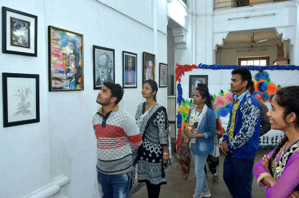 Mahatma Gandhi Kashi Vidyapeeth affiliated colleges painting exhibition