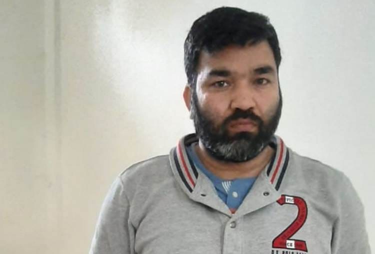 builder arrested for fraud in lucknow