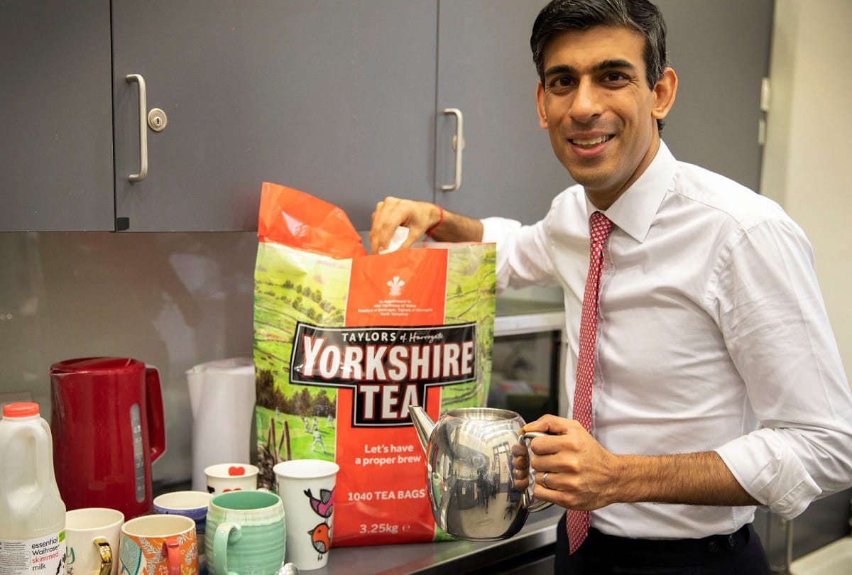 Britains Hindus are smart rich and very well behaved report