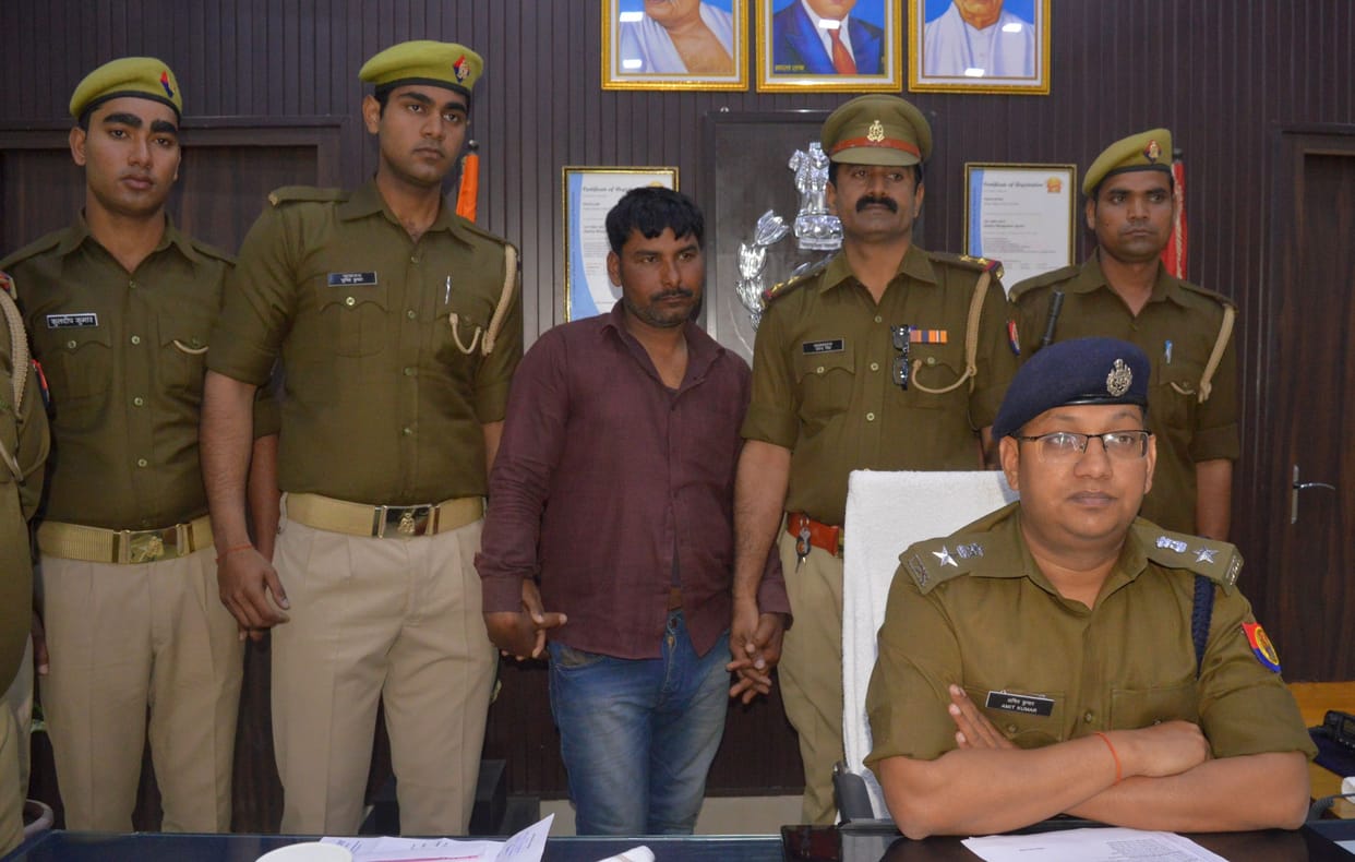 The robber who arrested himself as a policeman was arrested
