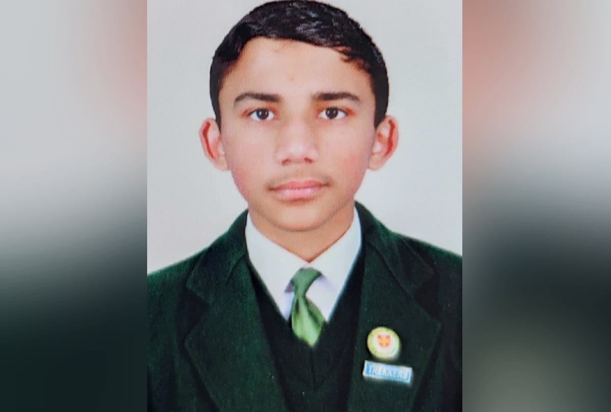 Arnav Sharma in discovery school super league Semifinal