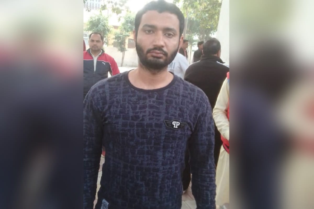 Police has indecency from City General Secretary of Hindu Yuva Vahini in Baghpat