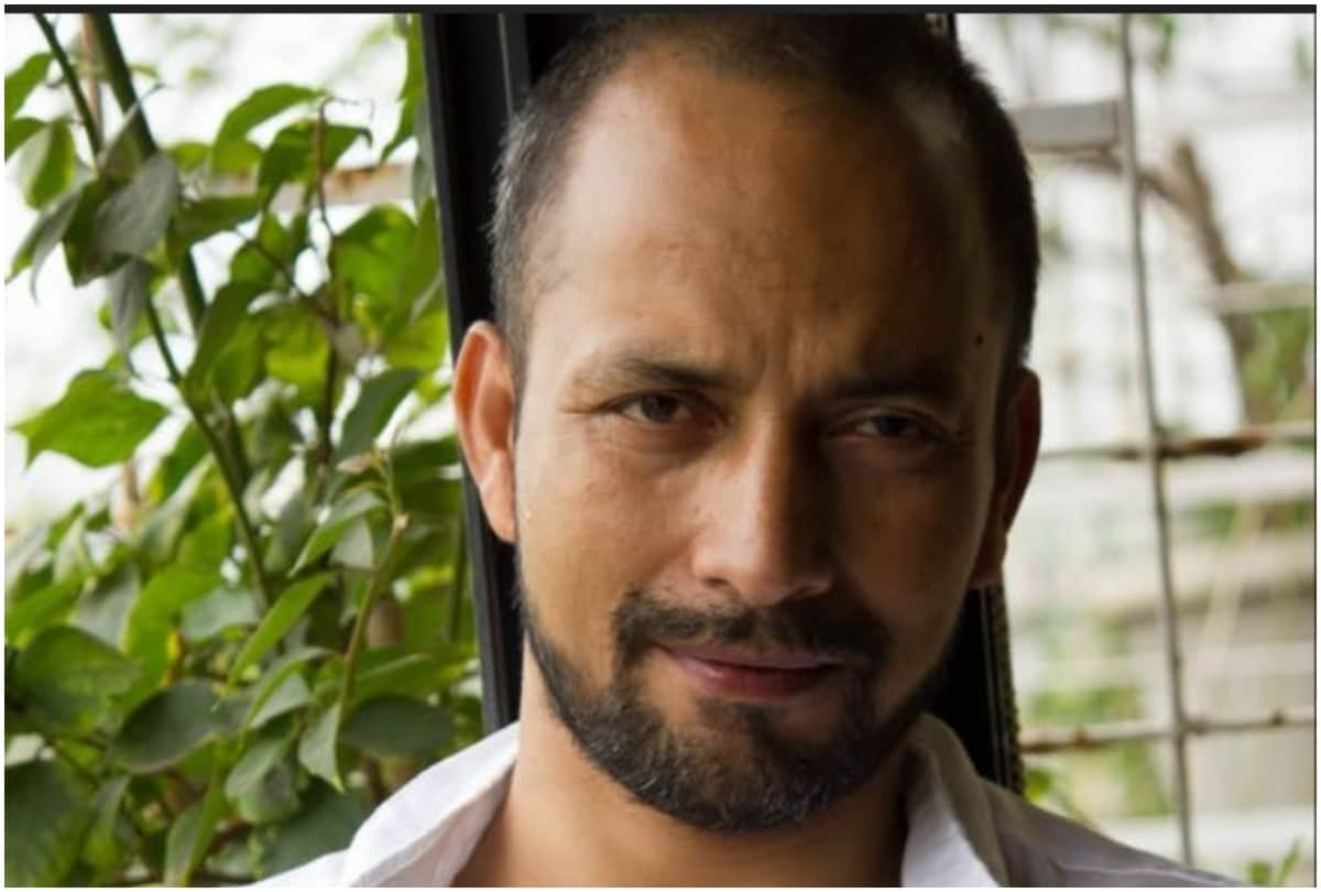 Angrezi medium actor Deepak dobiryal wants to do biopic of legendary hockey player major dhyanchand
