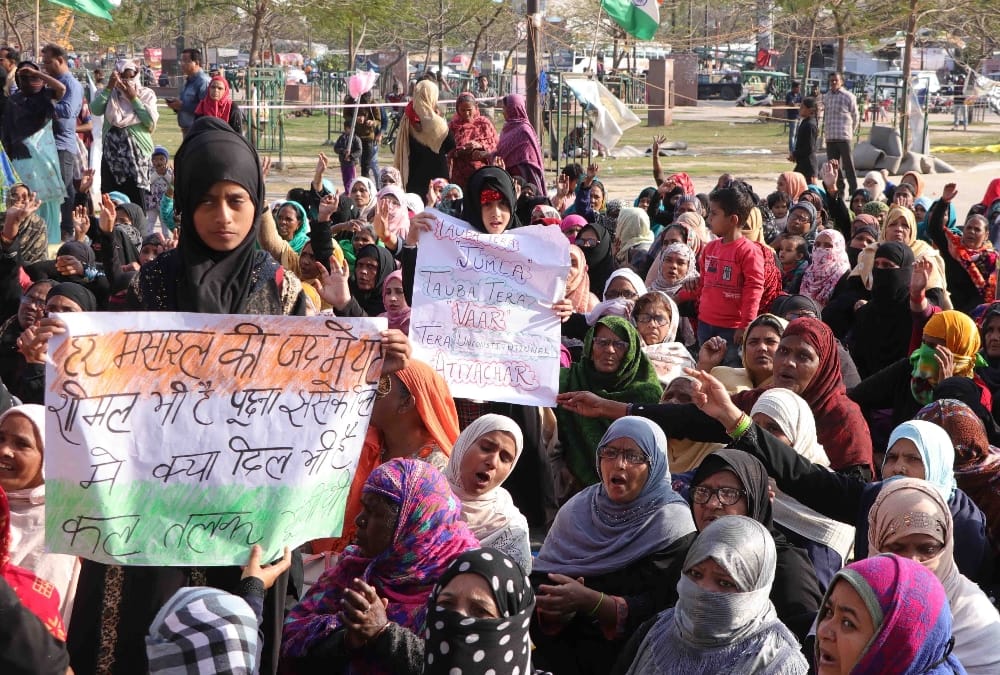 women protest against caa continue after 39 days on Ghanta ghar in lucknow.