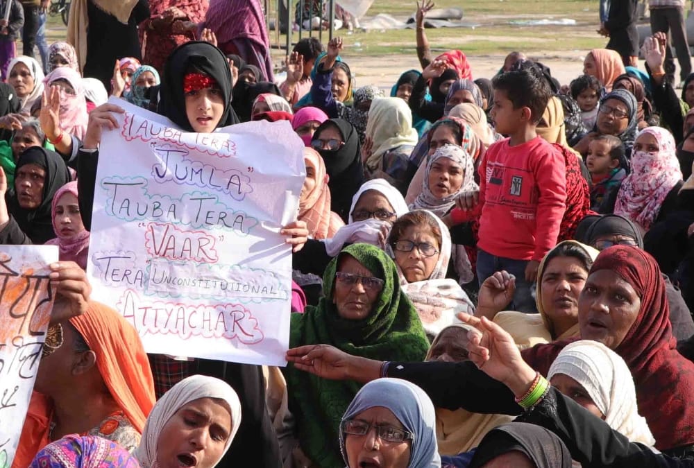 women protest against caa continue after 39 days on Ghanta ghar in lucknow.