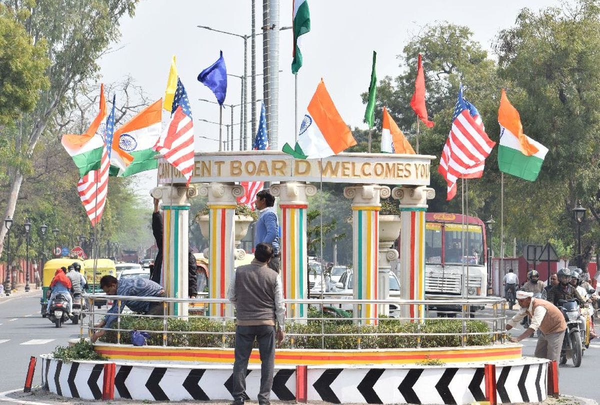 Picture Changes After Donald Trump Visits Of TajMahal