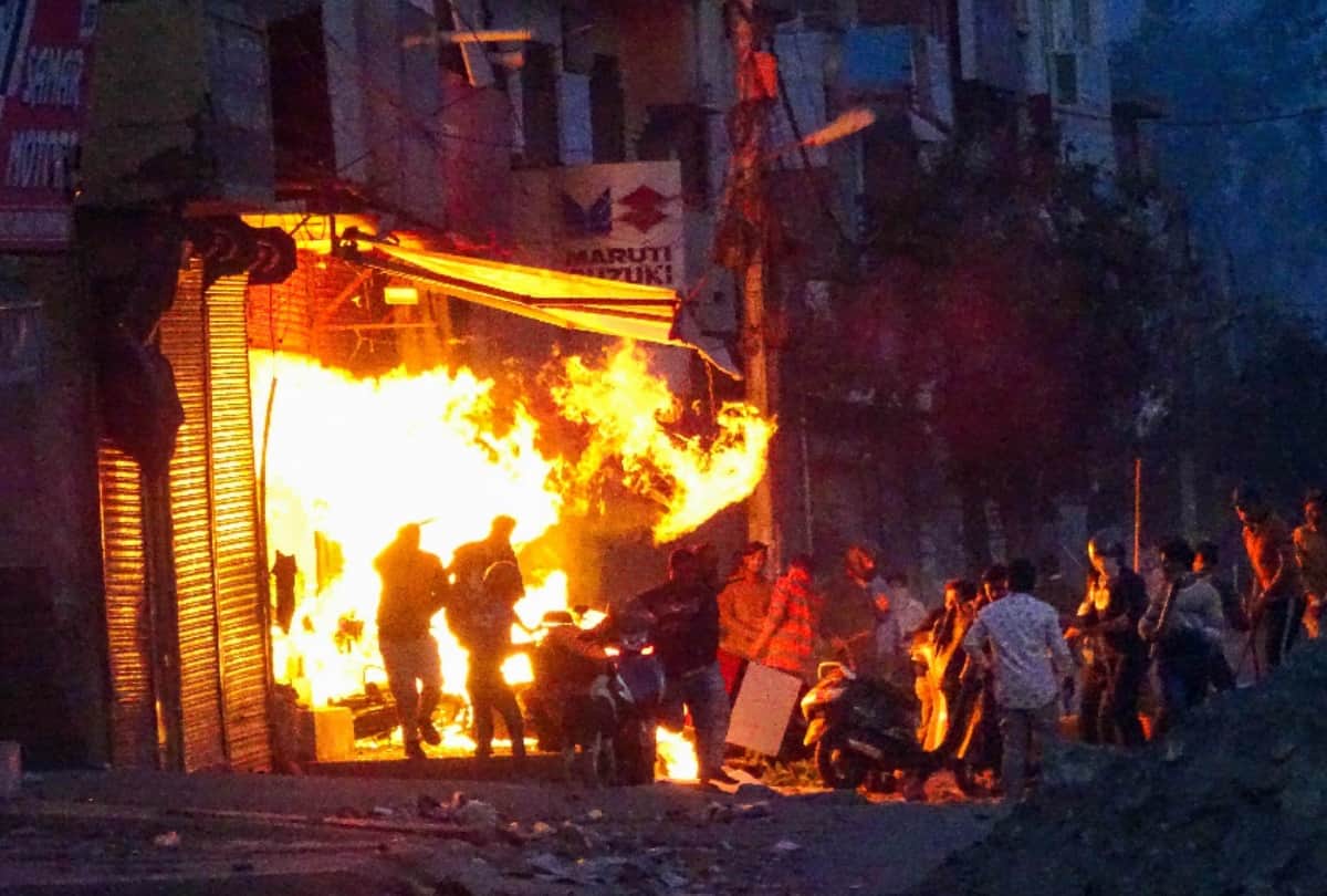 delhi violence: pain full stories of victims of north east delhi