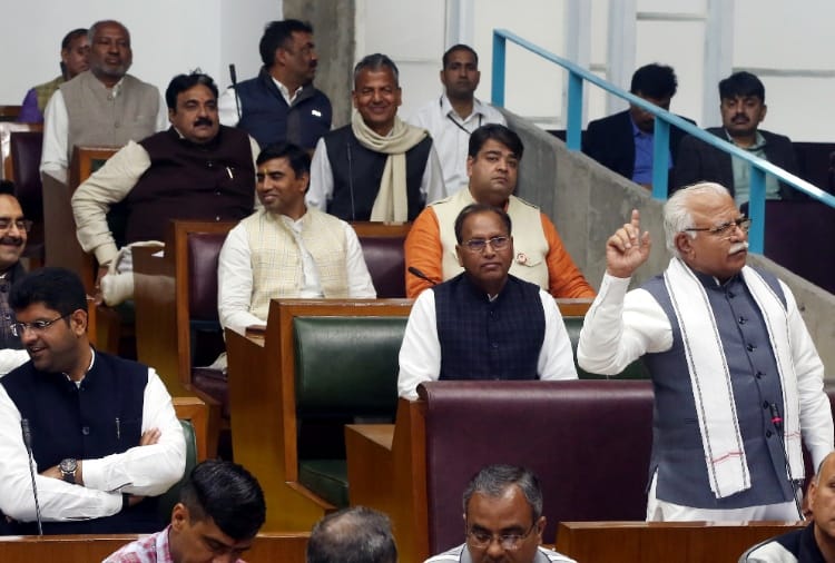 Uproar in Haryana assembly, debate between Congress and BJP MLAs