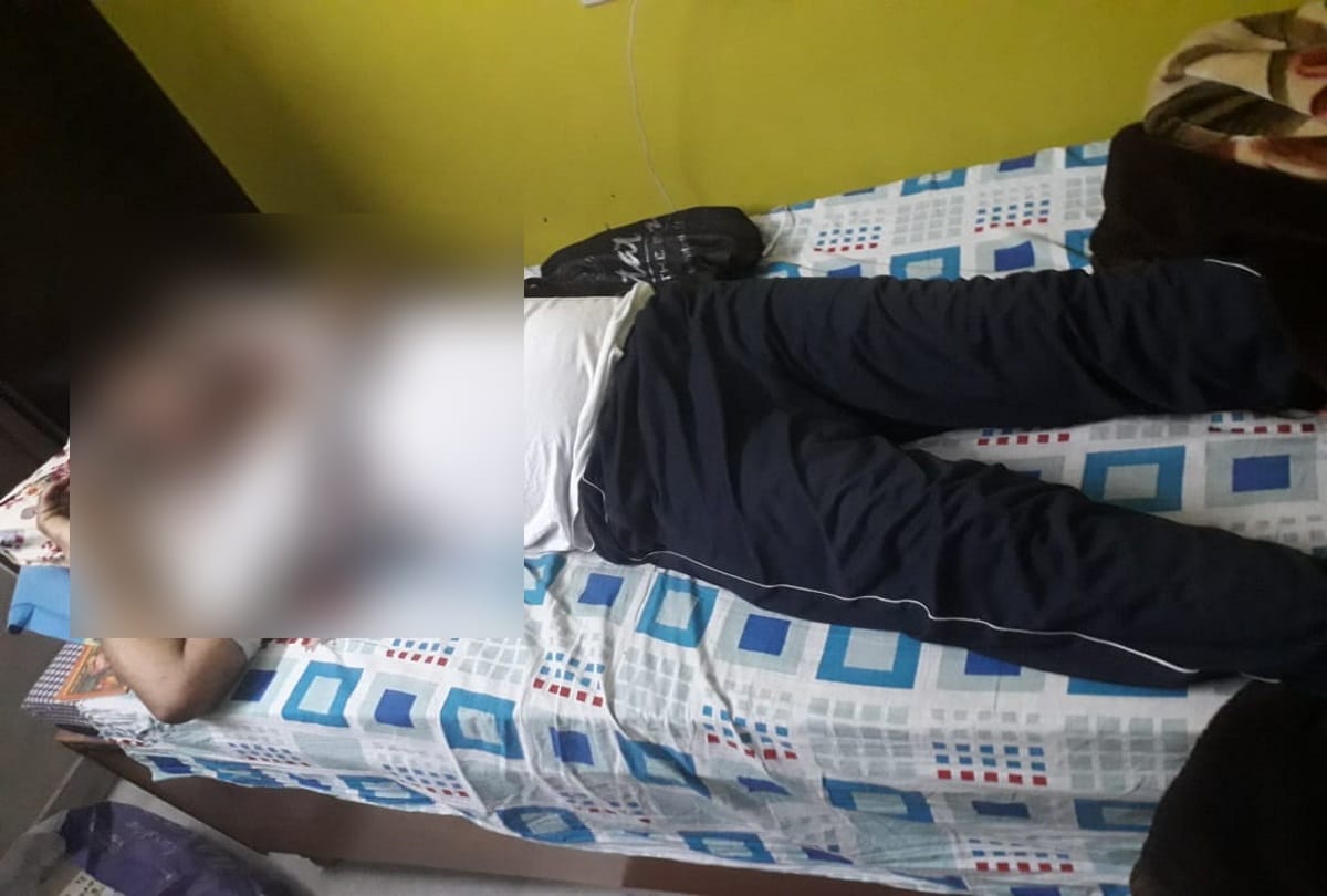 delhi police inspector committed sucide by service revolver