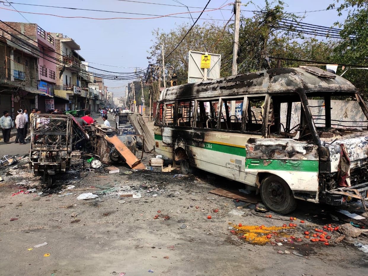 Uncontrolled situation on third day, curfew at four places