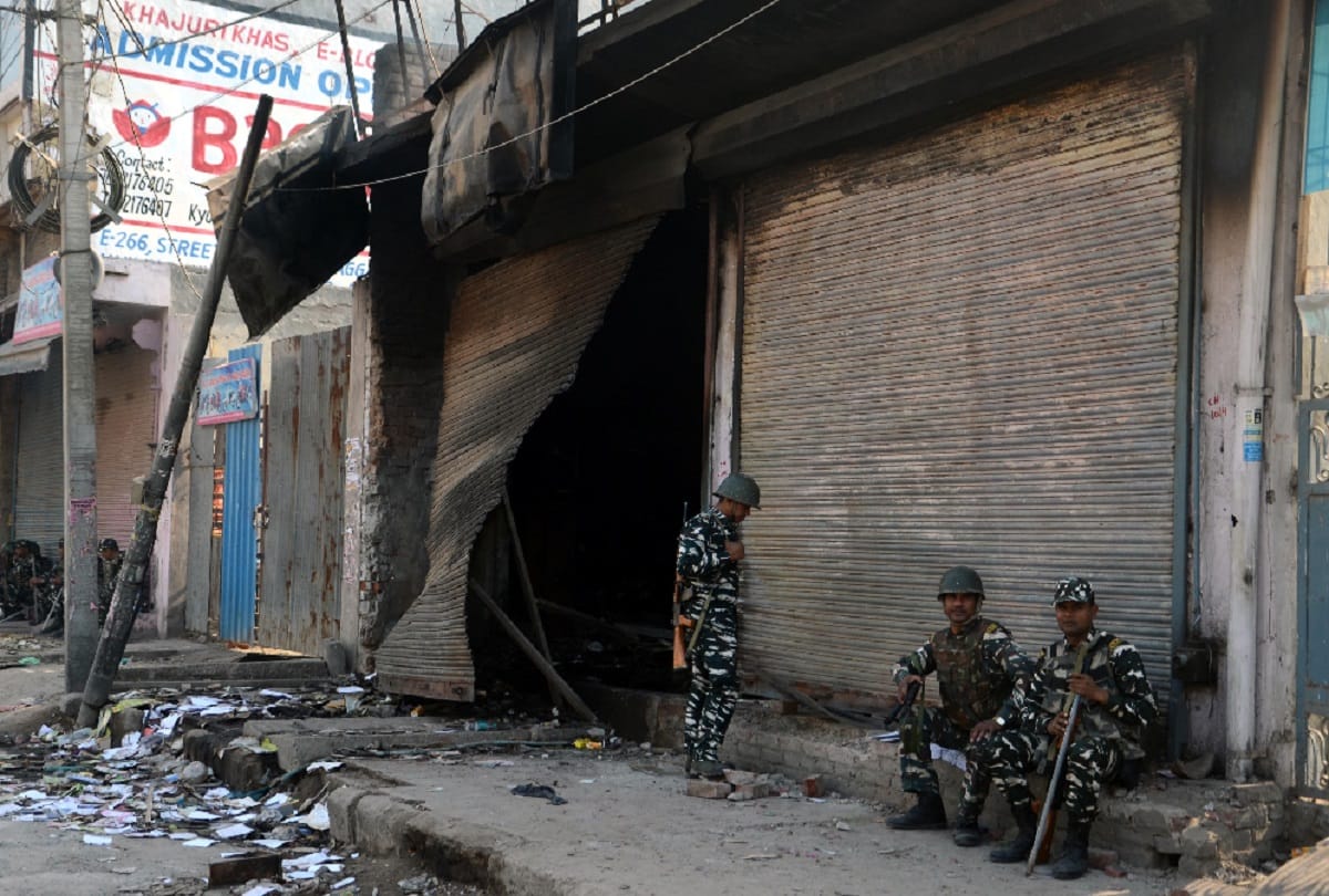 Violence in north-east Delhi is causing loss of 100 crores everyday