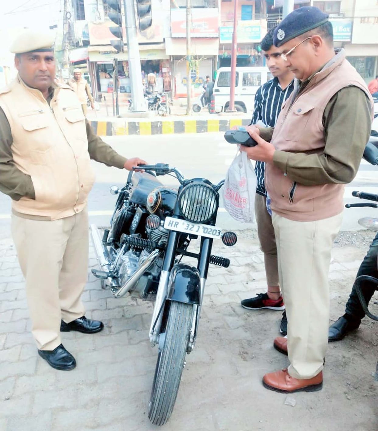 Impoundment of bullet of Rs 33500 challan