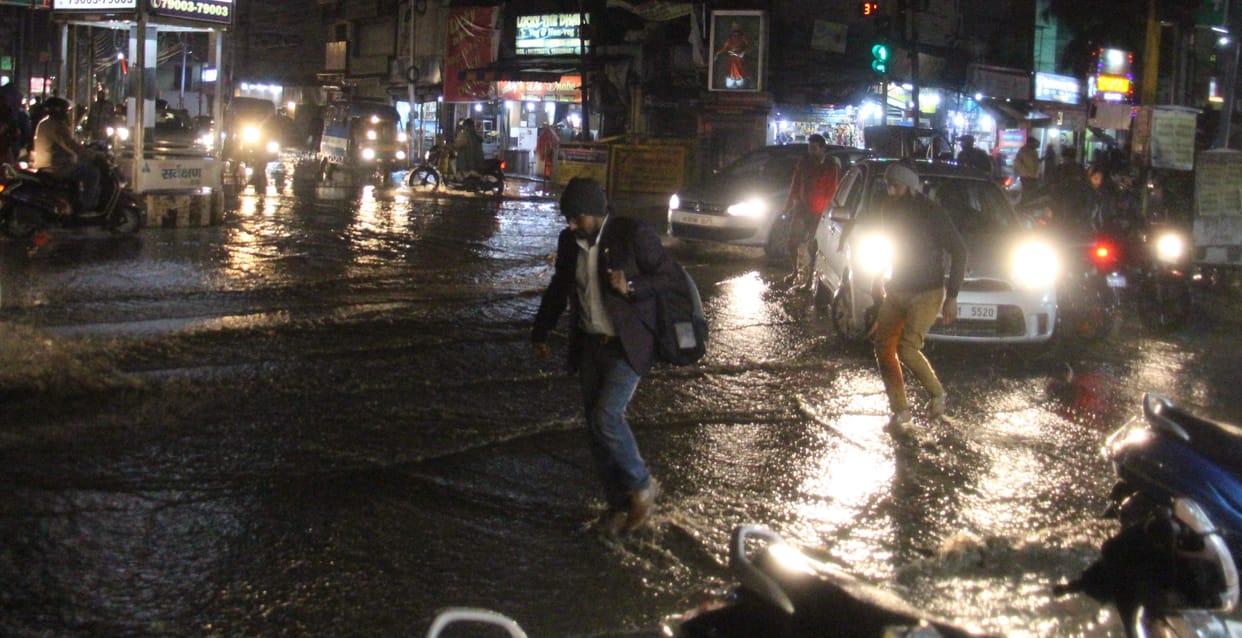 Rain in many areas, heavy hail fell somewhere