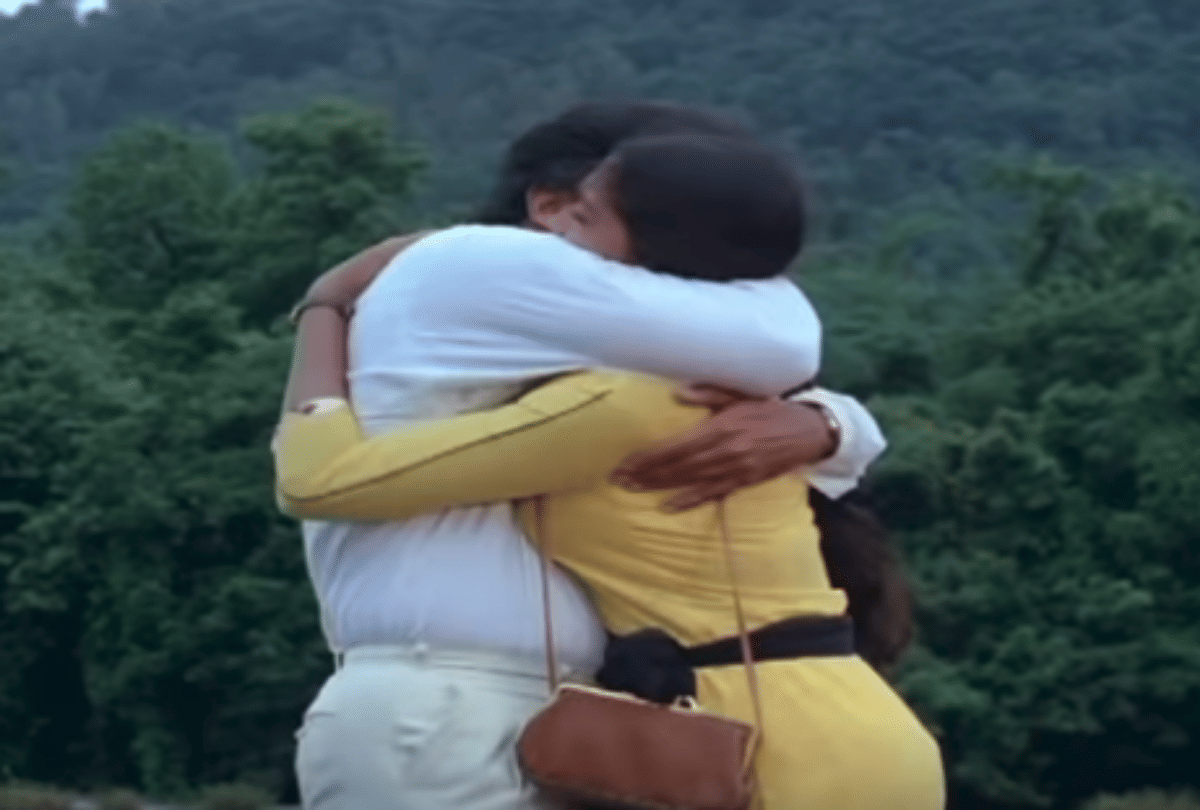 rekha opened up kissing scene with kamal haasan without her consent
