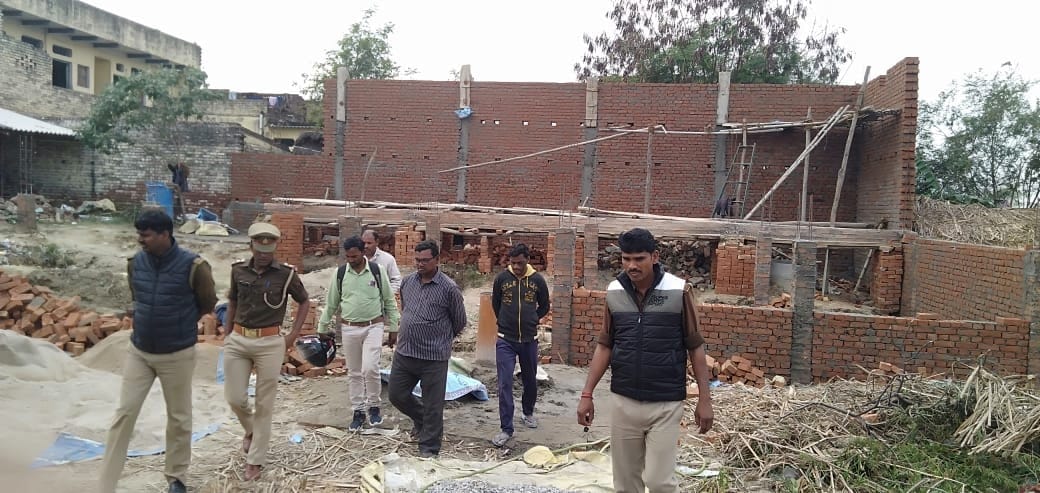 Tehsildar stopped encroachment, tension spread
