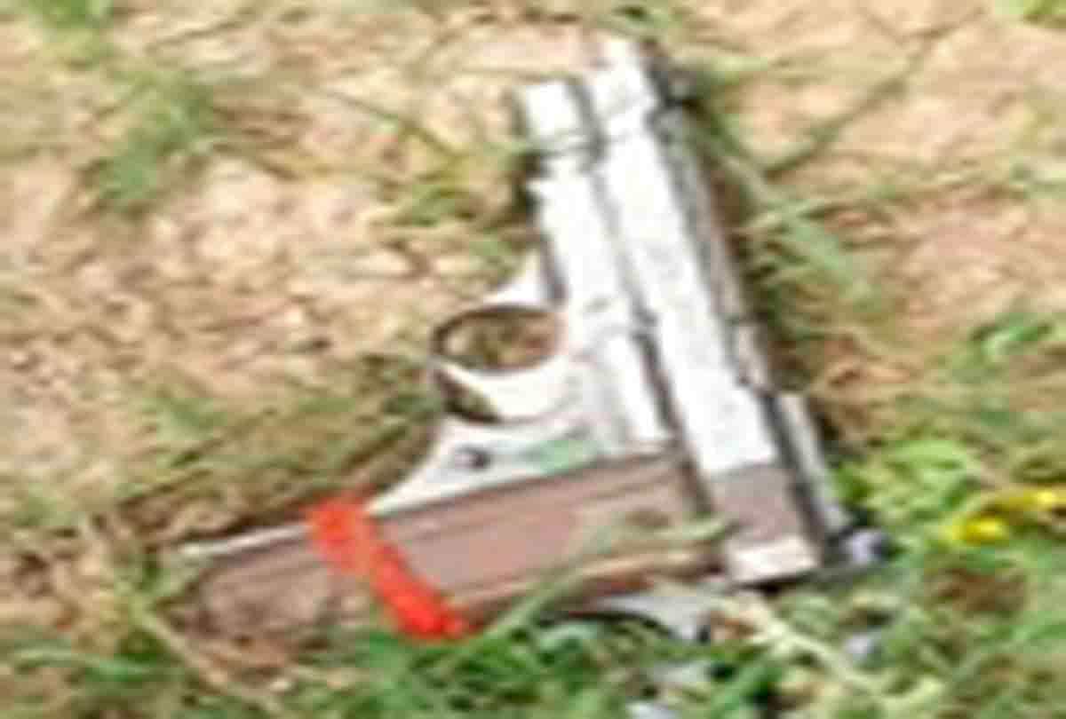 Pratapgarh: Home guard's son shot dead in the field