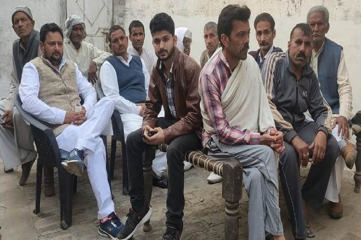 Delhi Violence, constable of Intelligence Bureau dead body found after murdered