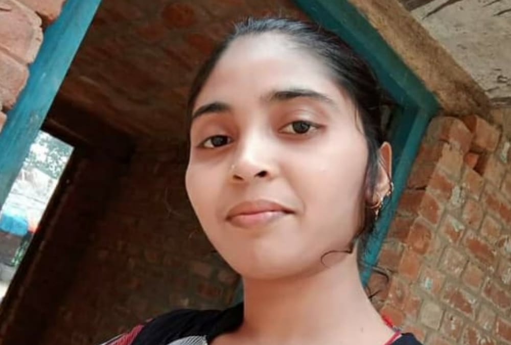 A girl murdered in thana Gurubakshganj in Raebareli.