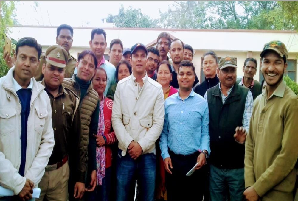 Actor Randeep Hooda Doing Jungle safari in Corbett Tiger Reserve with family