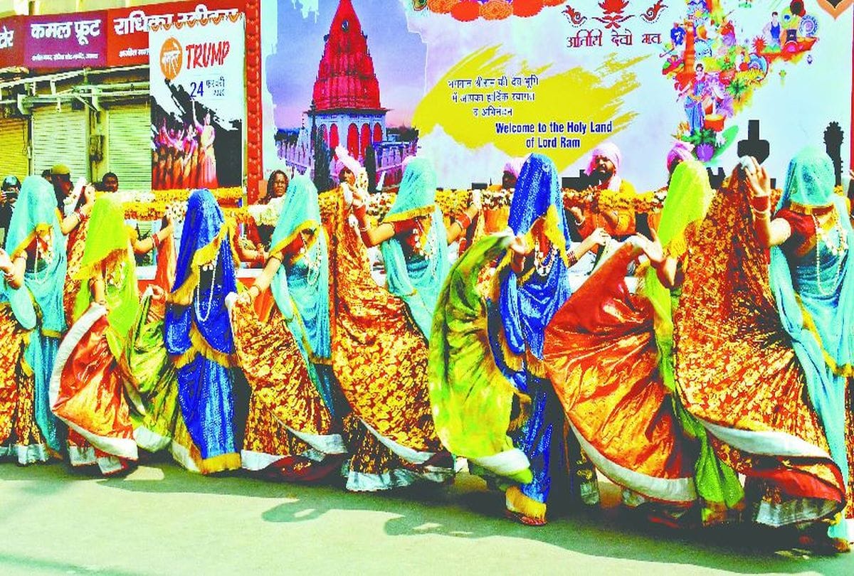 big reveals about four artists who came to welcome Donald Trump in agra