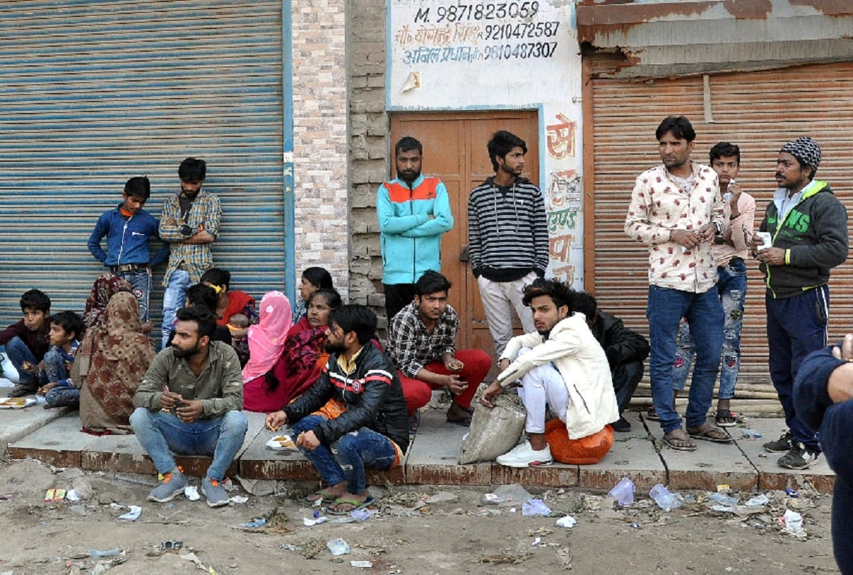 delhi violence affected areas continue to flee by Workers