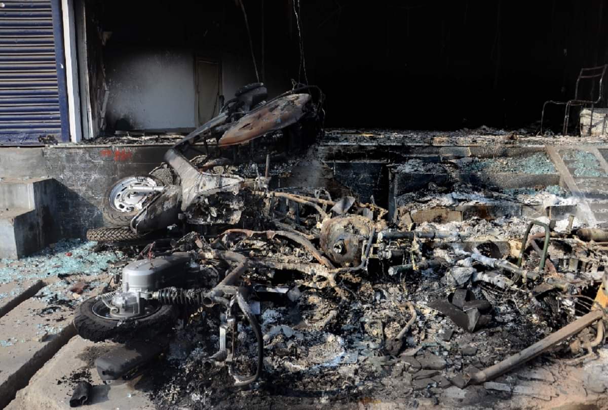 delhi violence Eyewitness big revealing in Waiter dilber negi murder case