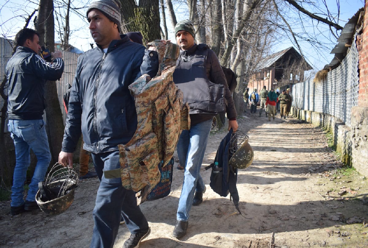 NIA raids on seven locations of terrorists and relatives in Pulwama